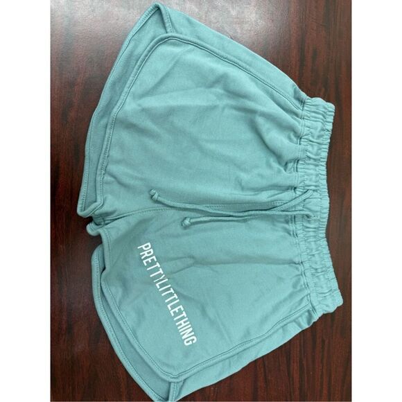 Pretty Little Thing Seafoam Green Shorts Size Medium - Picture 1 of 5